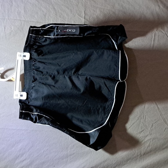 NWT woman's shorts - Picture 1 of 6